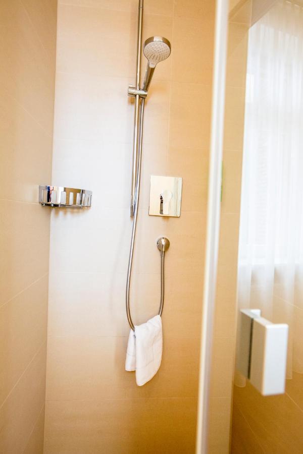 Sevendays Hotel Карлсруэ Экстерьер фото