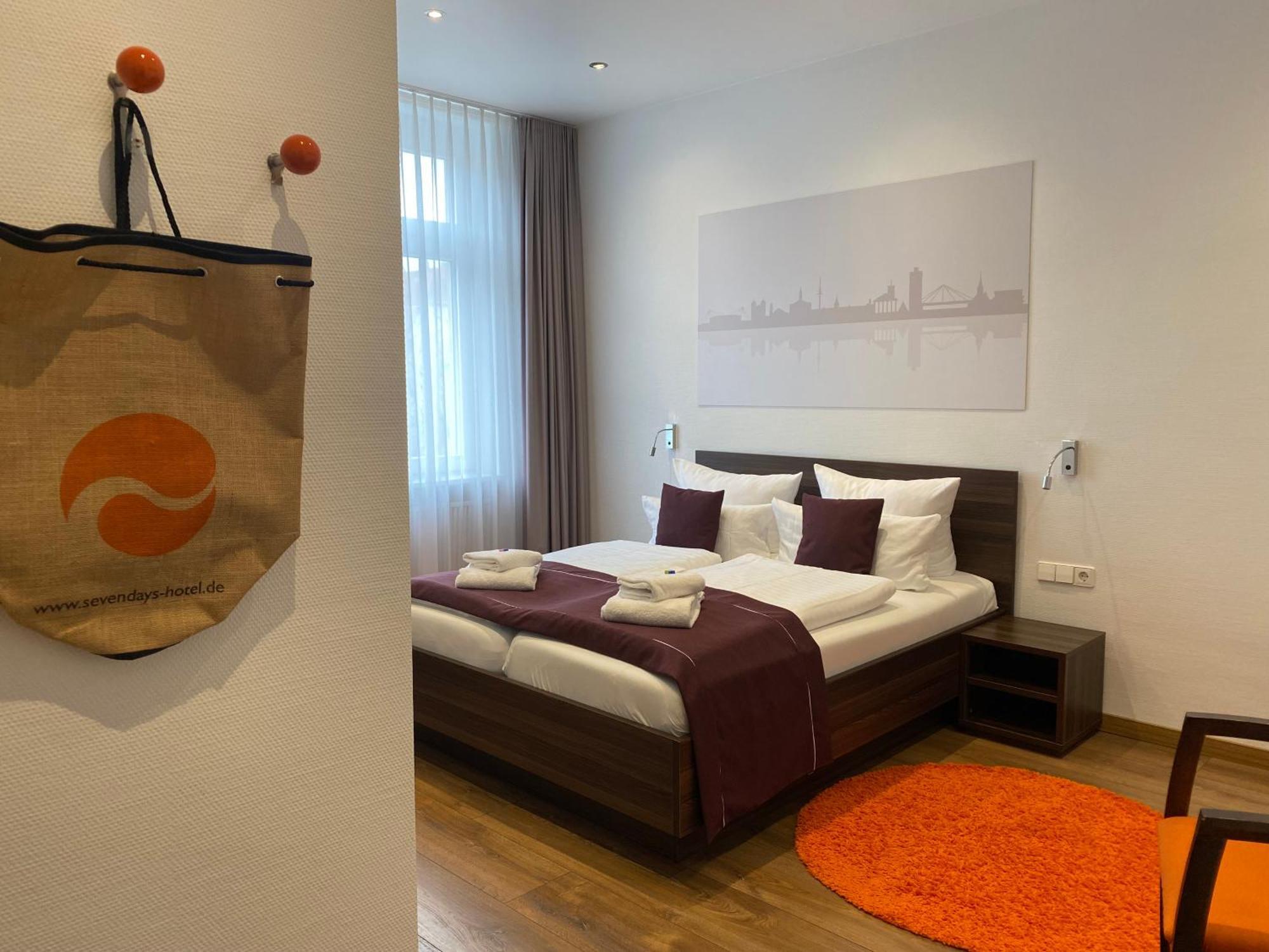 Sevendays Hotel Карлсруэ Экстерьер фото