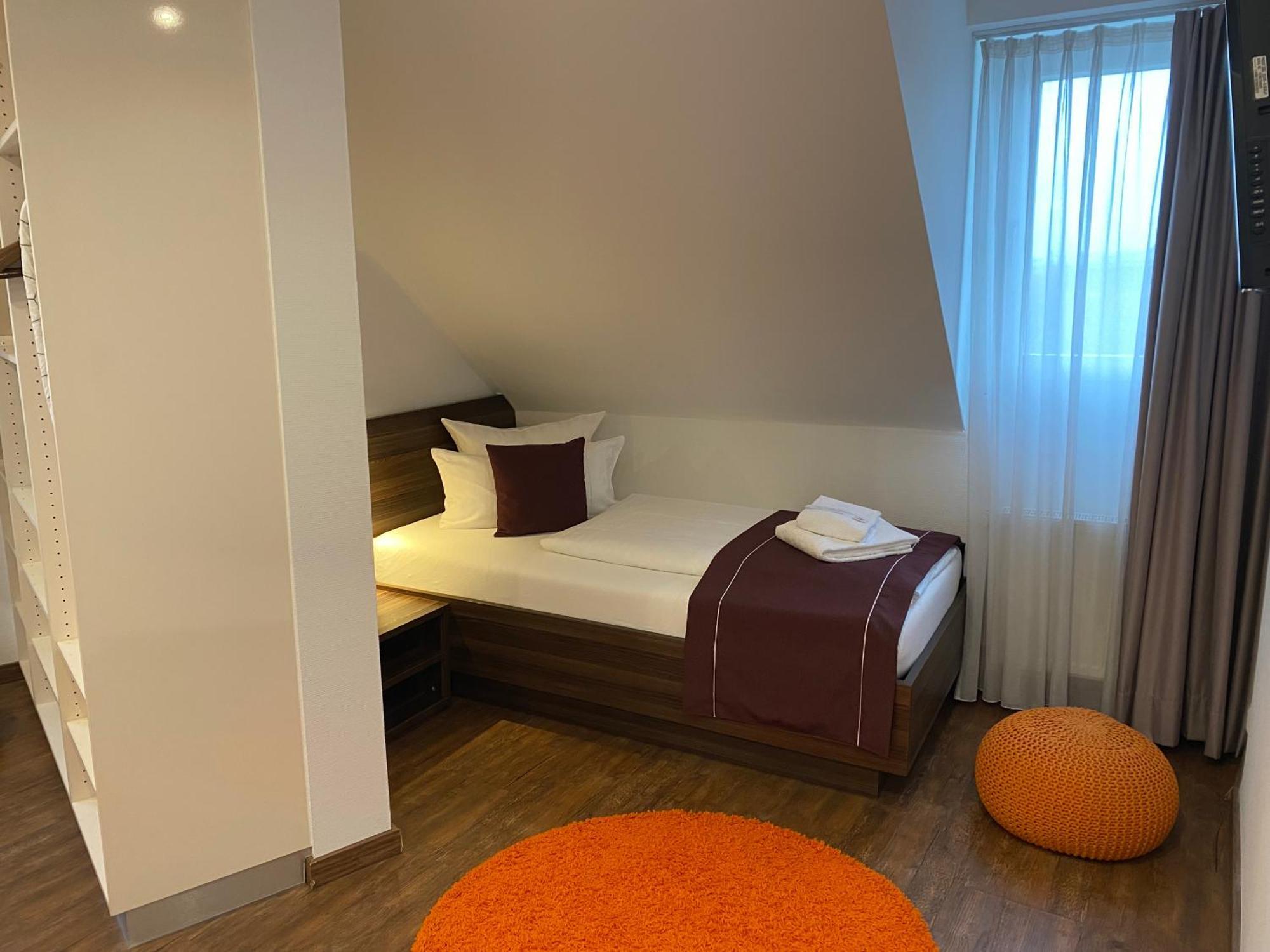 Sevendays Hotel Карлсруэ Экстерьер фото