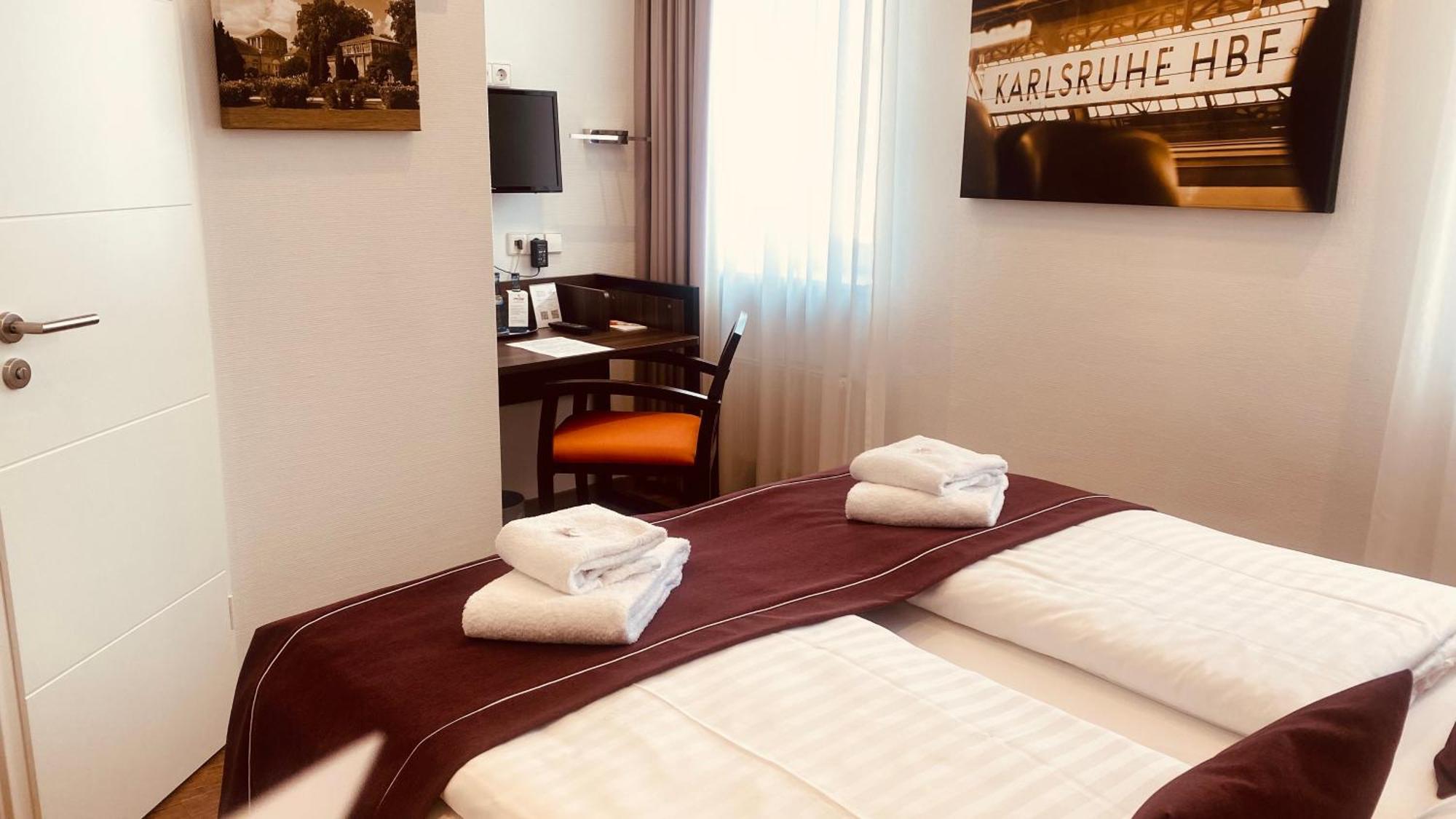 Sevendays Hotel Карлсруэ Экстерьер фото